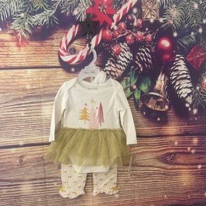 Brand new 3 piece kids Harry & Violet holiday outfit.